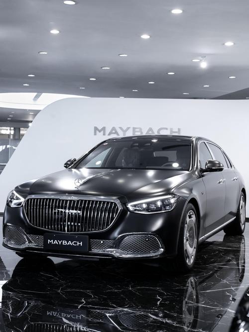 东莞305岚图汽车的售后服务让用户无忧出行，迈巴赫未来的豪华车趋势